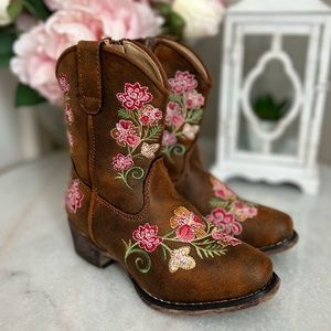 ROPER Girl’s “Juliet” Snip Toe Cowboy Boot